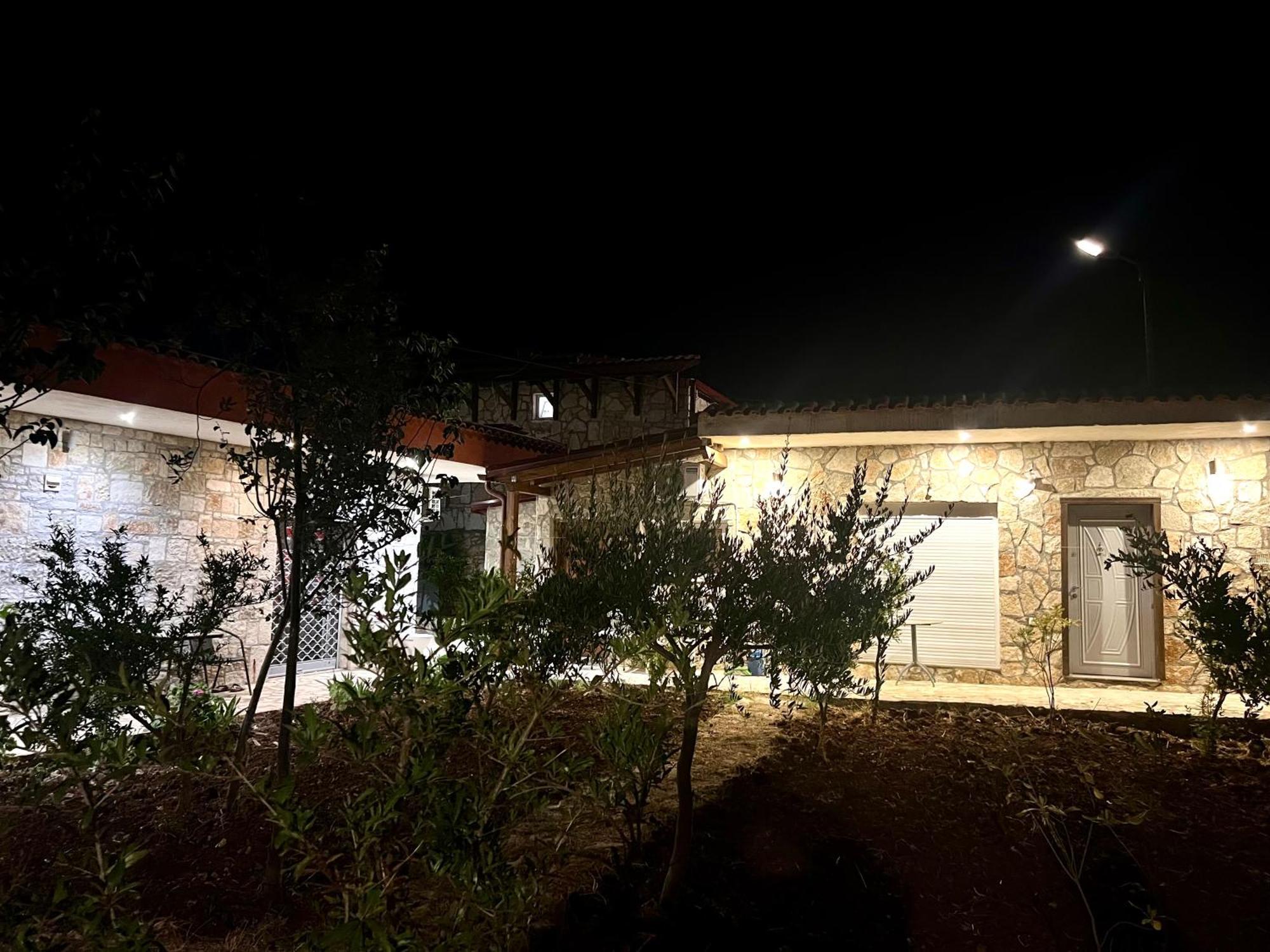 Hotel Jardin Miraculeux à Himarë Extérieur photo