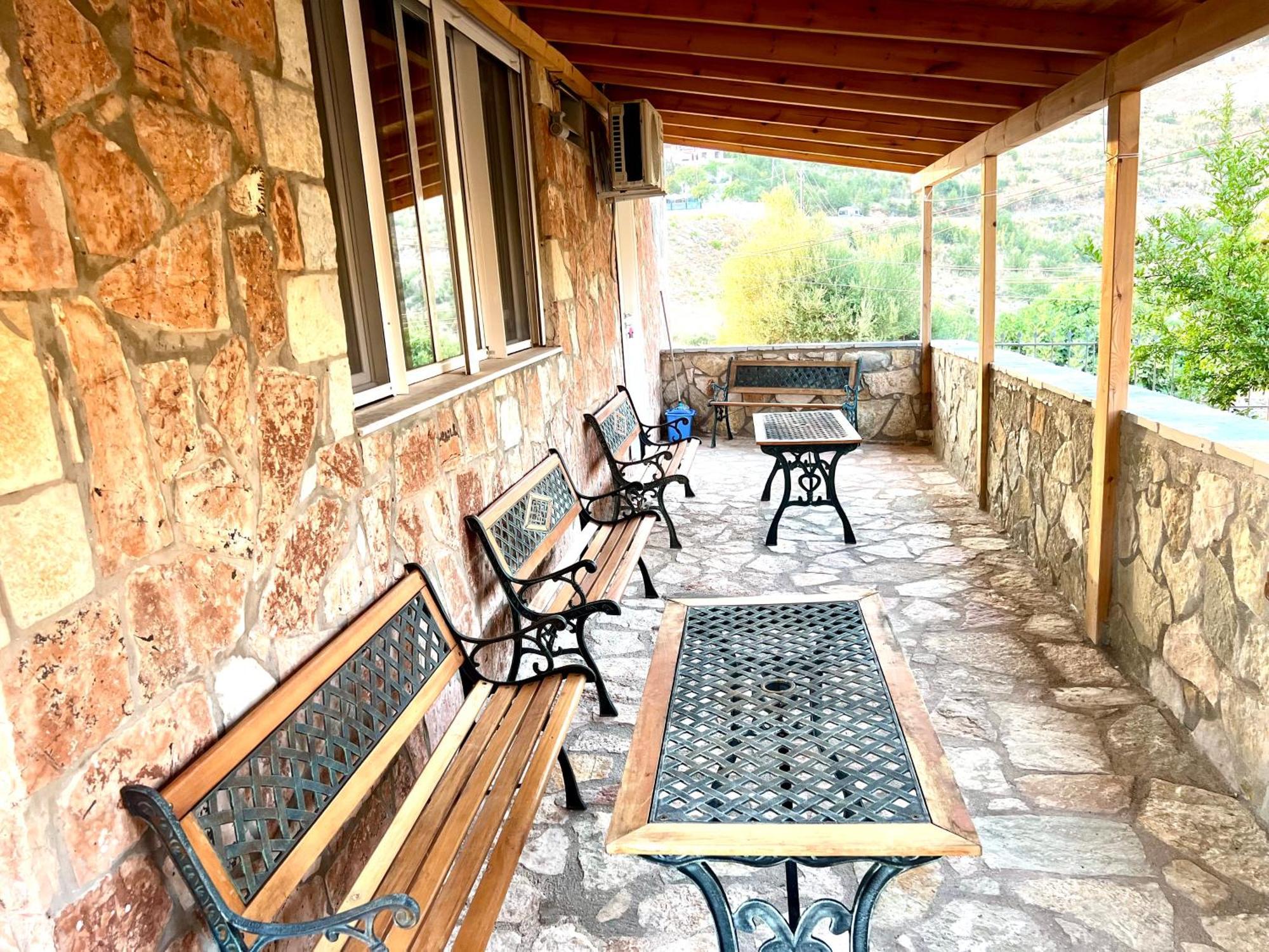 Hotel Jardin Miraculeux à Himarë Extérieur photo