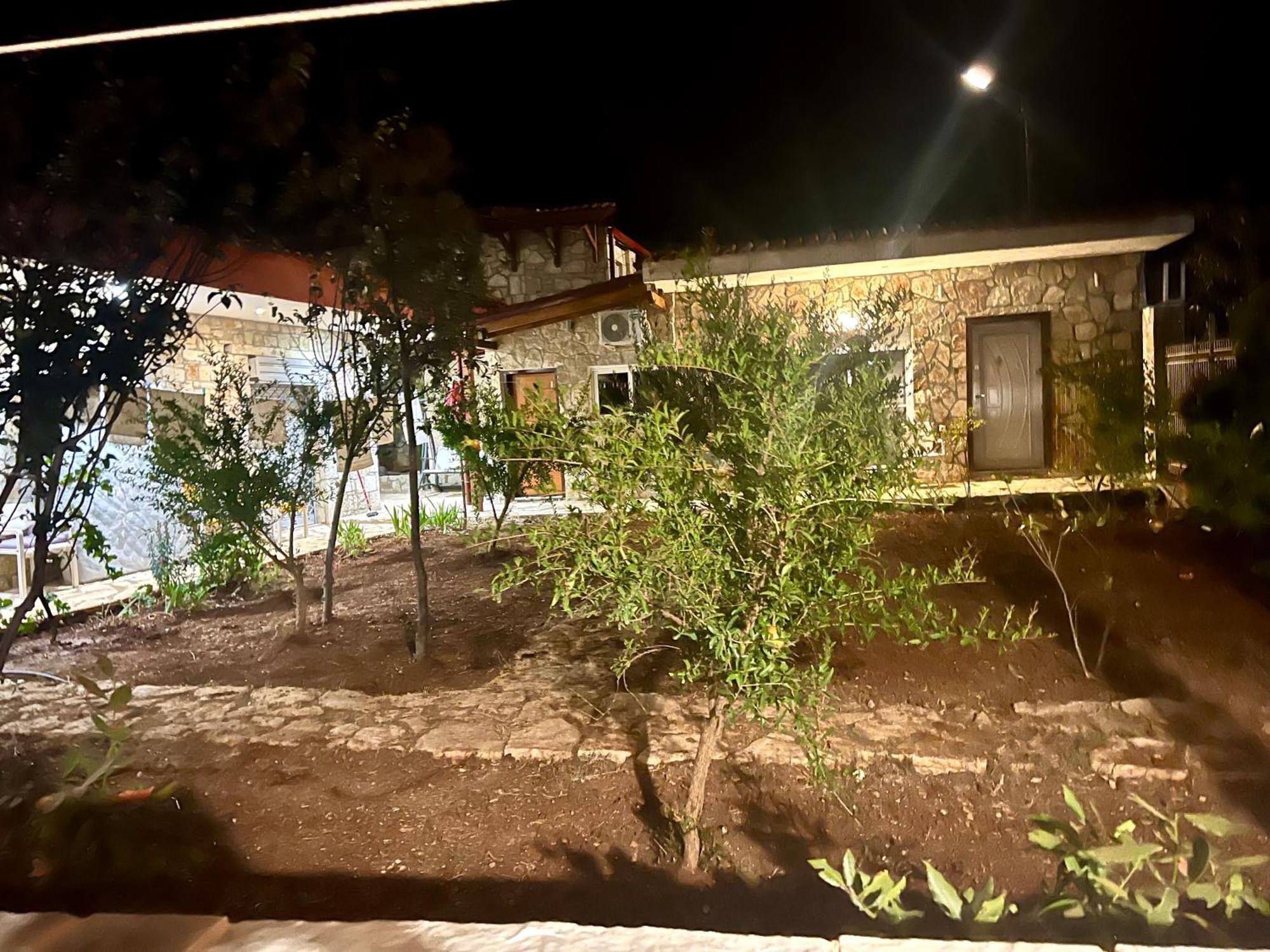 Hotel Jardin Miraculeux à Himarë Extérieur photo