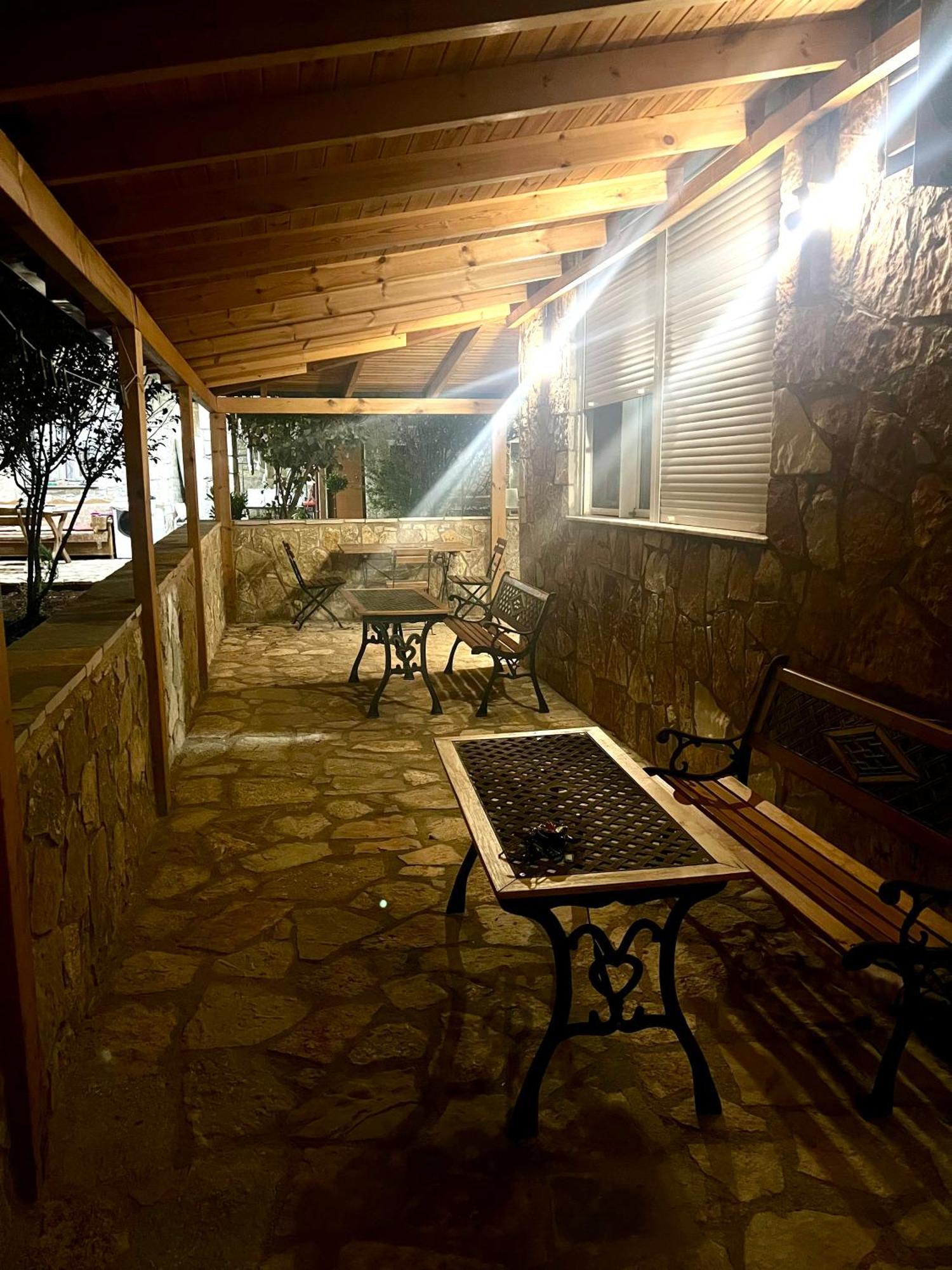 Hotel Jardin Miraculeux à Himarë Extérieur photo
