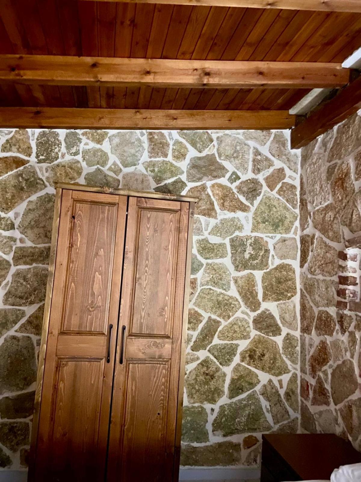 Hotel Jardin Miraculeux à Himarë Extérieur photo