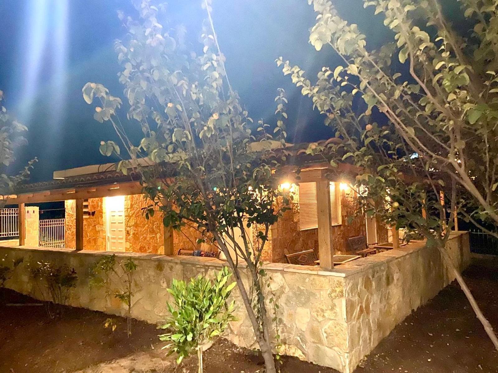 Hotel Jardin Miraculeux à Himarë Extérieur photo