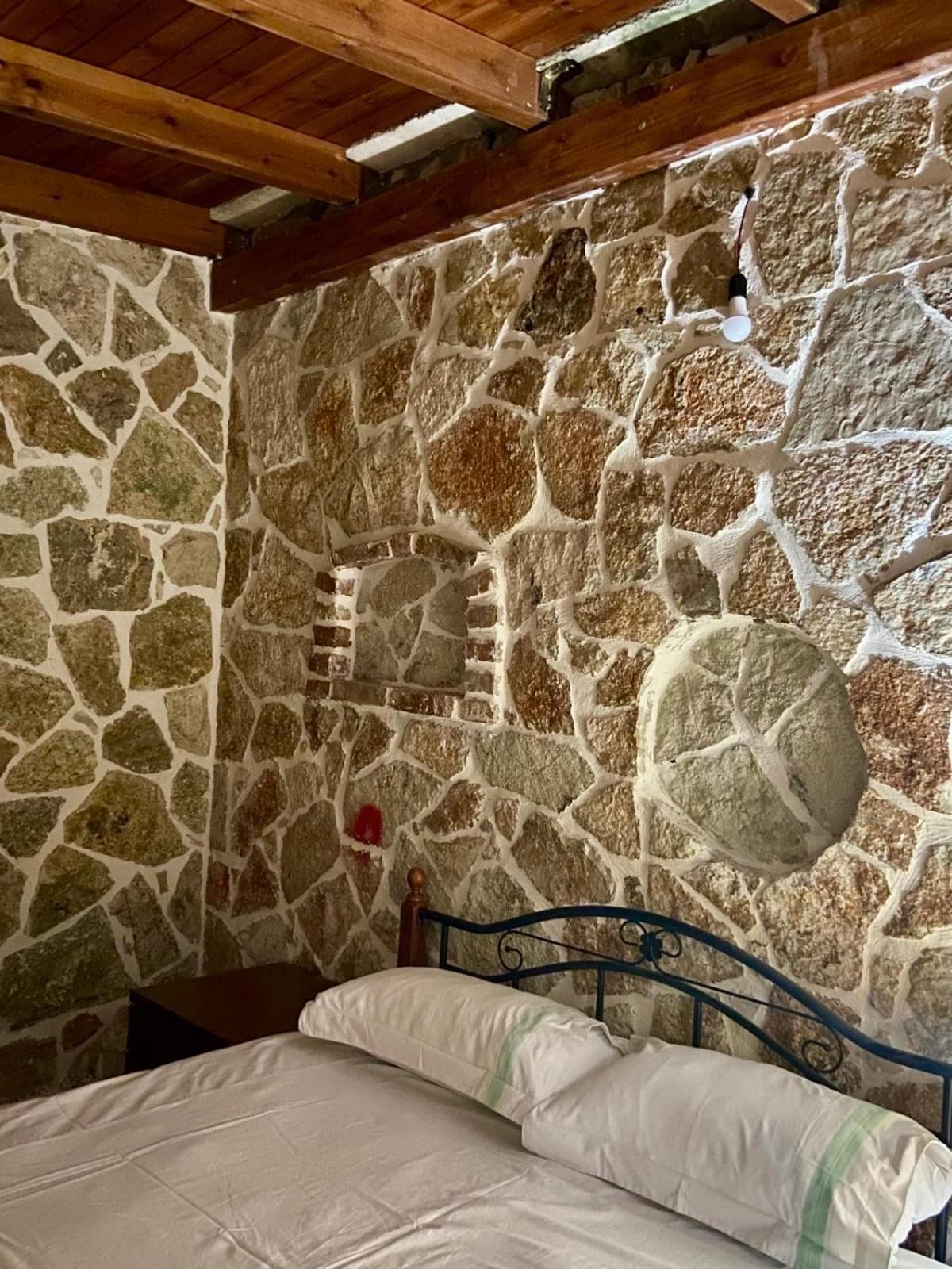 Hotel Jardin Miraculeux à Himarë Extérieur photo